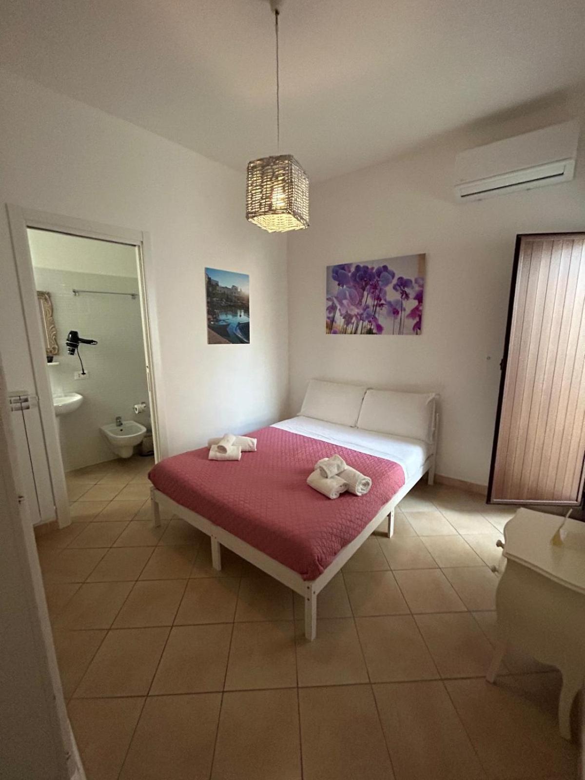 My Monopoli- Casa Dei Fiori "Orchidea" Centro Storico Otel Dış mekan fotoğraf